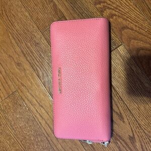 MICHAEL Michael Kors Pink Jet Set Travel Wallet
